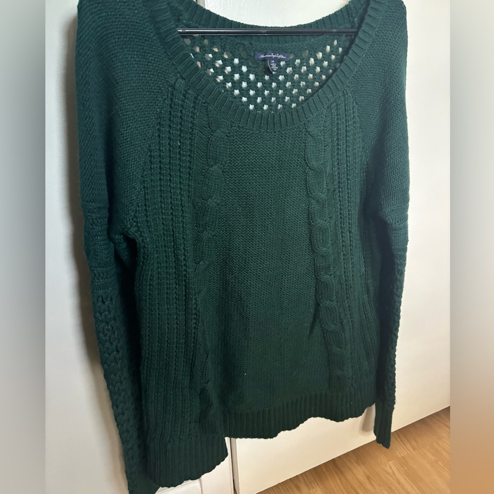 American Eagle Sweater
